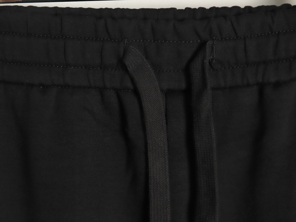 Louis Vuitton pocket embroidered logo cotton cargo trousers TSK2