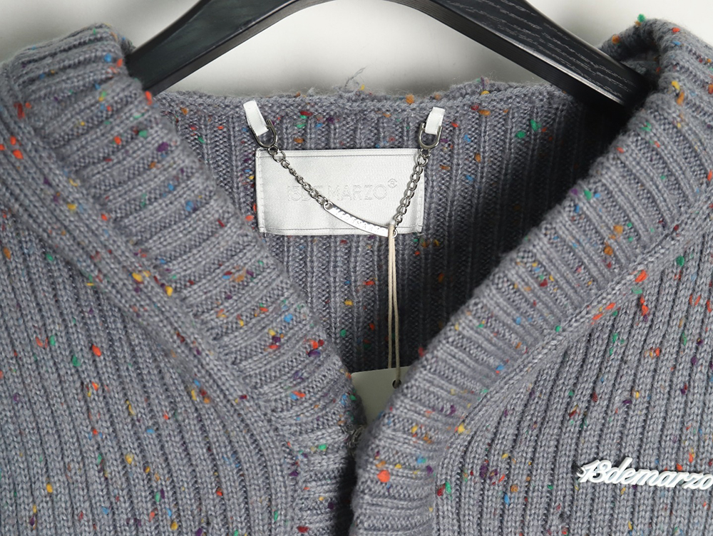 13De Marzo horn button hooded cardigan sweater TSK1