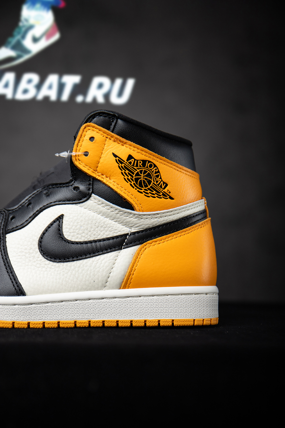 AIR JORDAN 1 HIGH OG “TAXI”