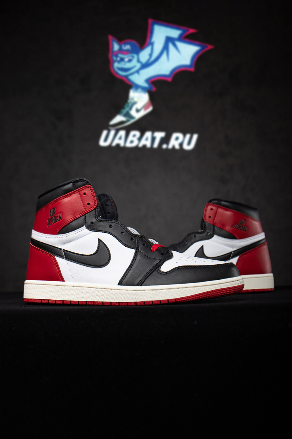 Air Jordan 1 Retro High OG 'Black Toe Reimagined'