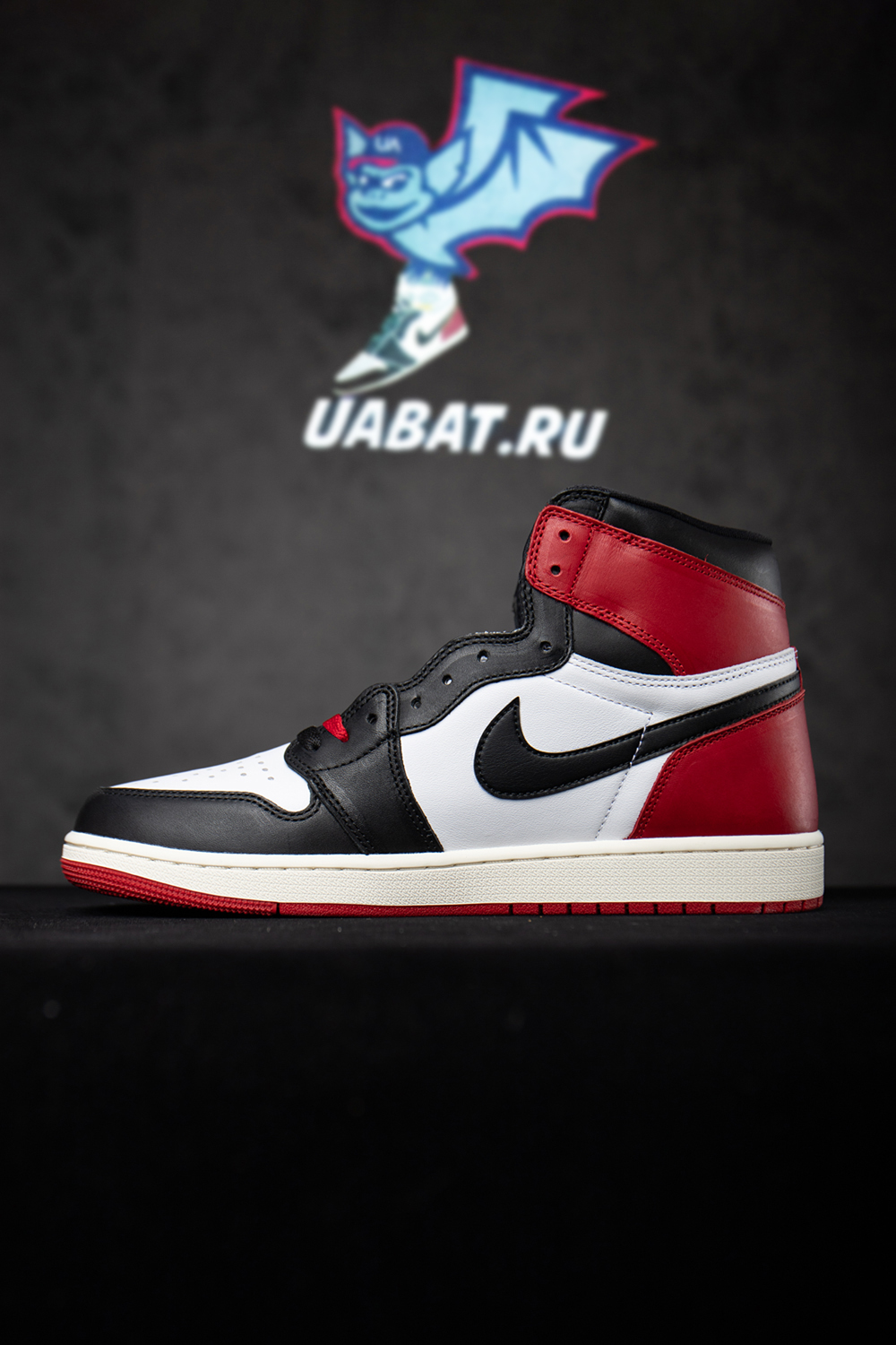 Air Jordan 1 Retro High OG ''Black Toe Reimagined''