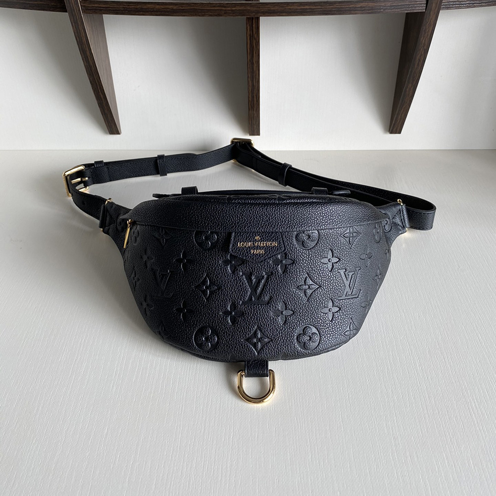 Louis Vuitton Bags M44812 23*16*10cm