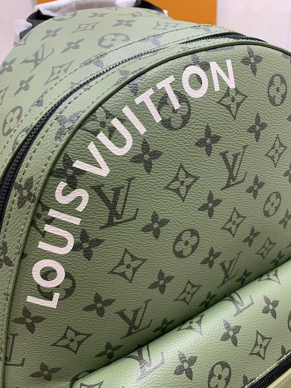 Louis Vuitton Discovery PM Backpack Bags M46802 29*38*20cm
