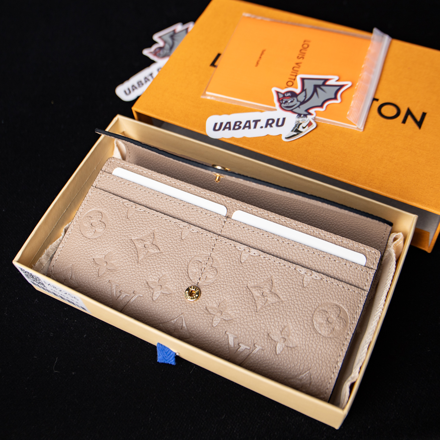 Louis Vuitton Wallets M82256 19*10.5*2cm