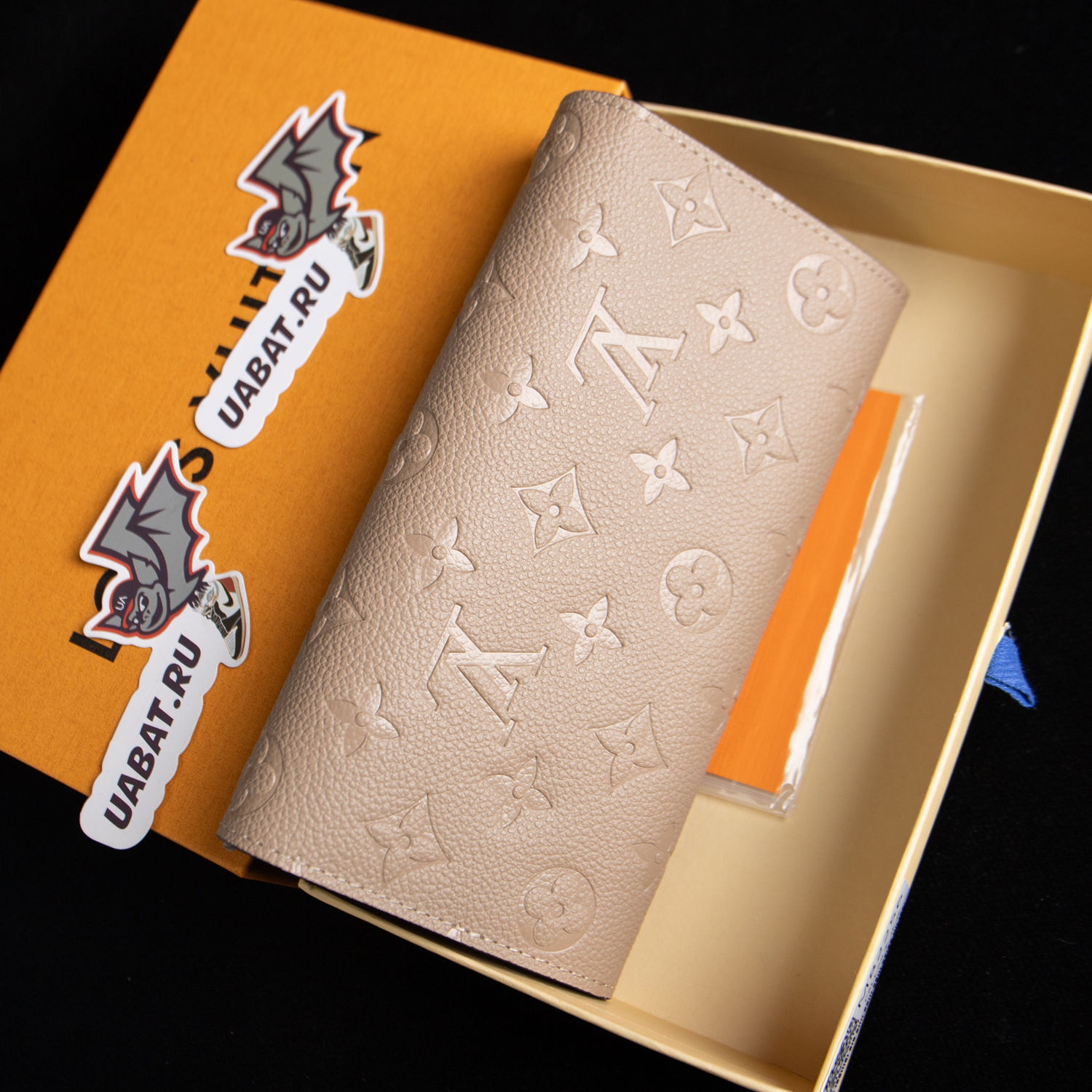 Louis Vuitton Wallets M82256 19*10.5*2cm