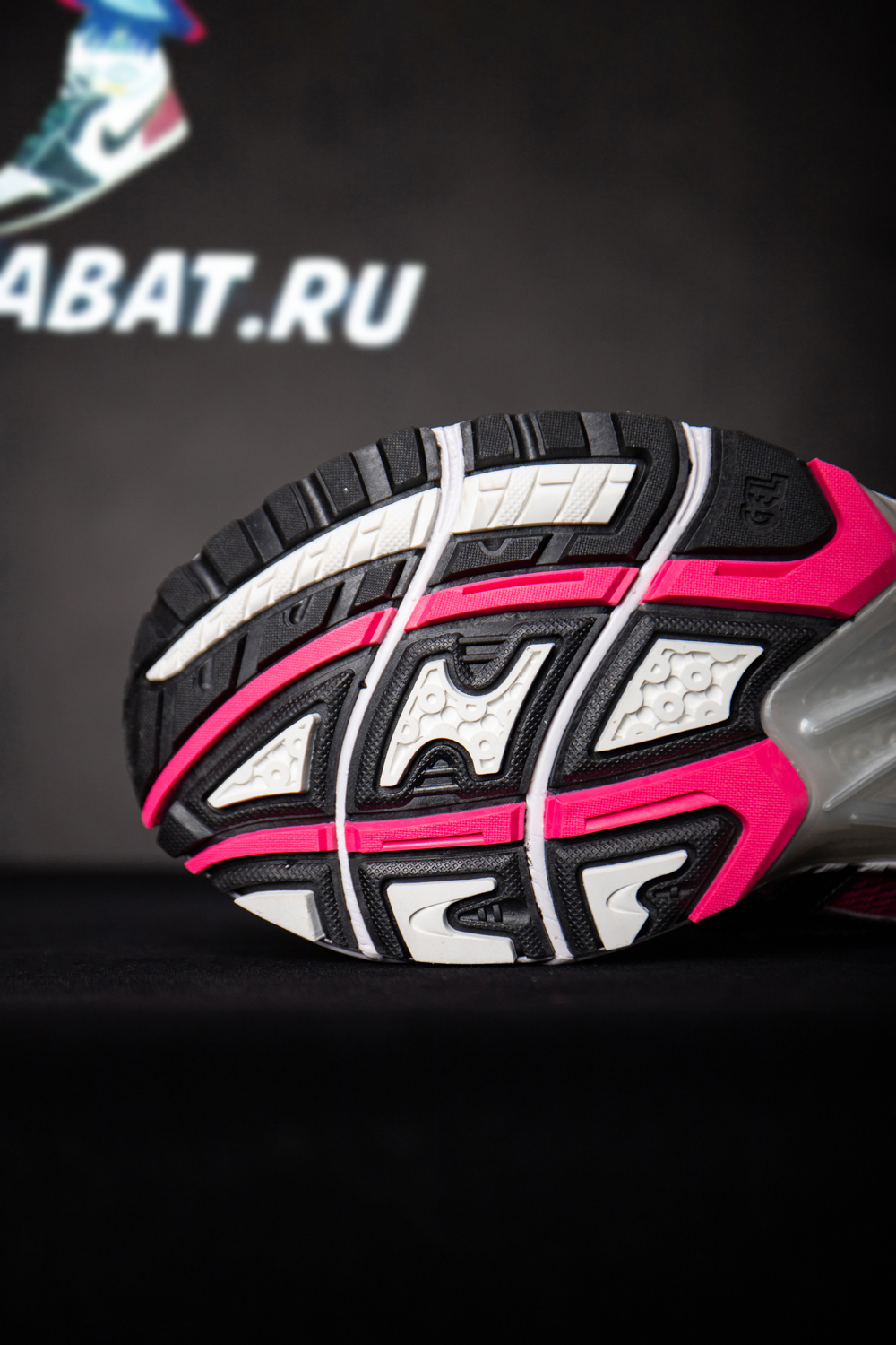 Asics Gel Kayano 14 