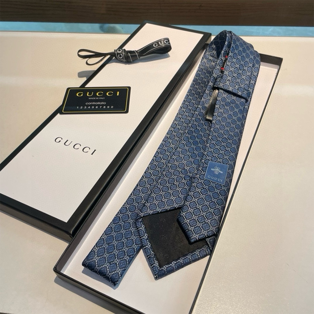 Gucci GG Silk Jacquard Tie 816002 7*146cm