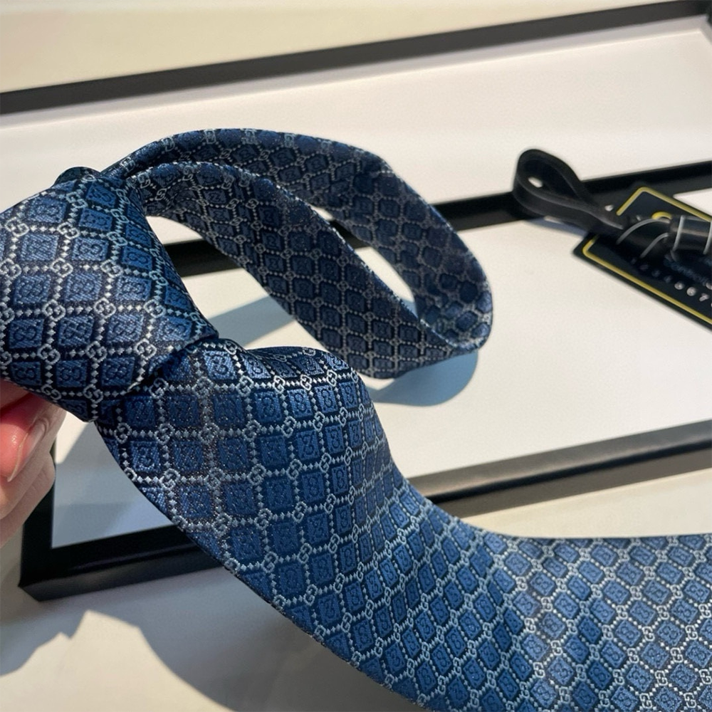 Gucci GG Silk Jacquard Tie 816002 7*146cm