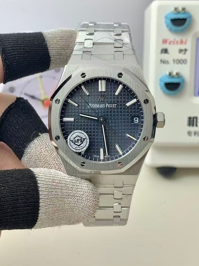 Audemars Piguet - Royal Oak 41mm 15500 SS/SS Blue/Stk APS V2 A4302