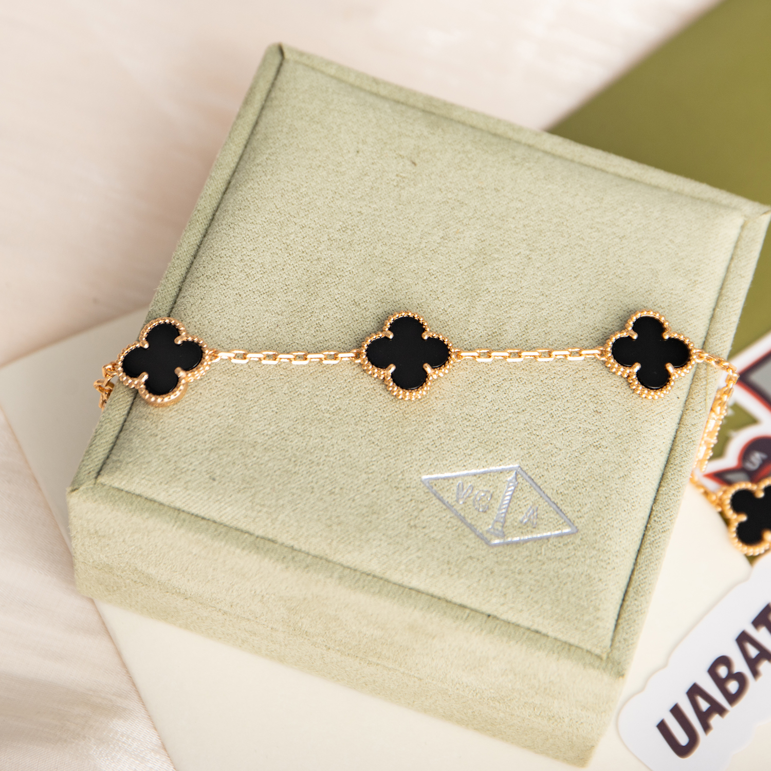 Van Cleef & Arpels Bracelet V79249