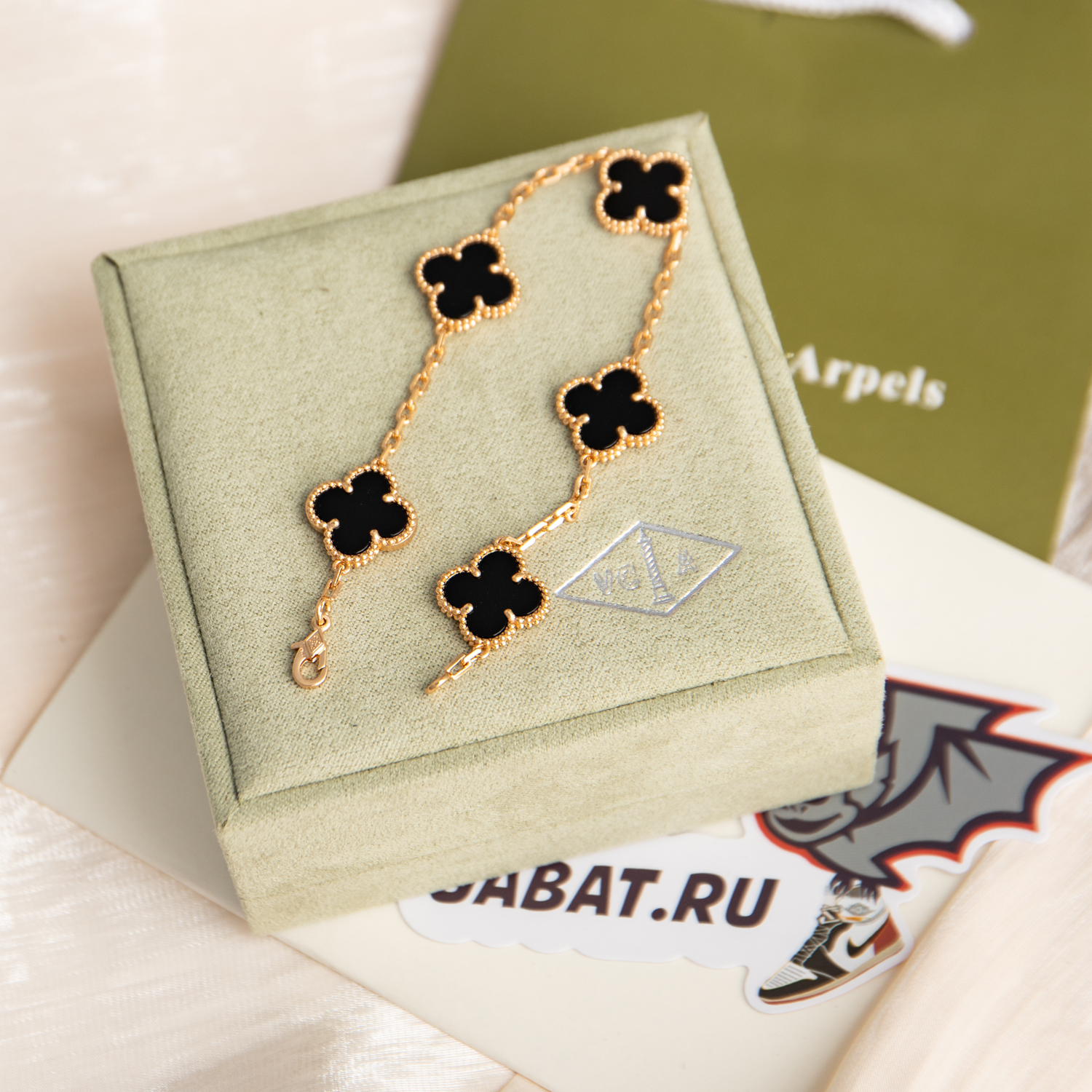 Van Cleef & Arpels Bracelet V79249