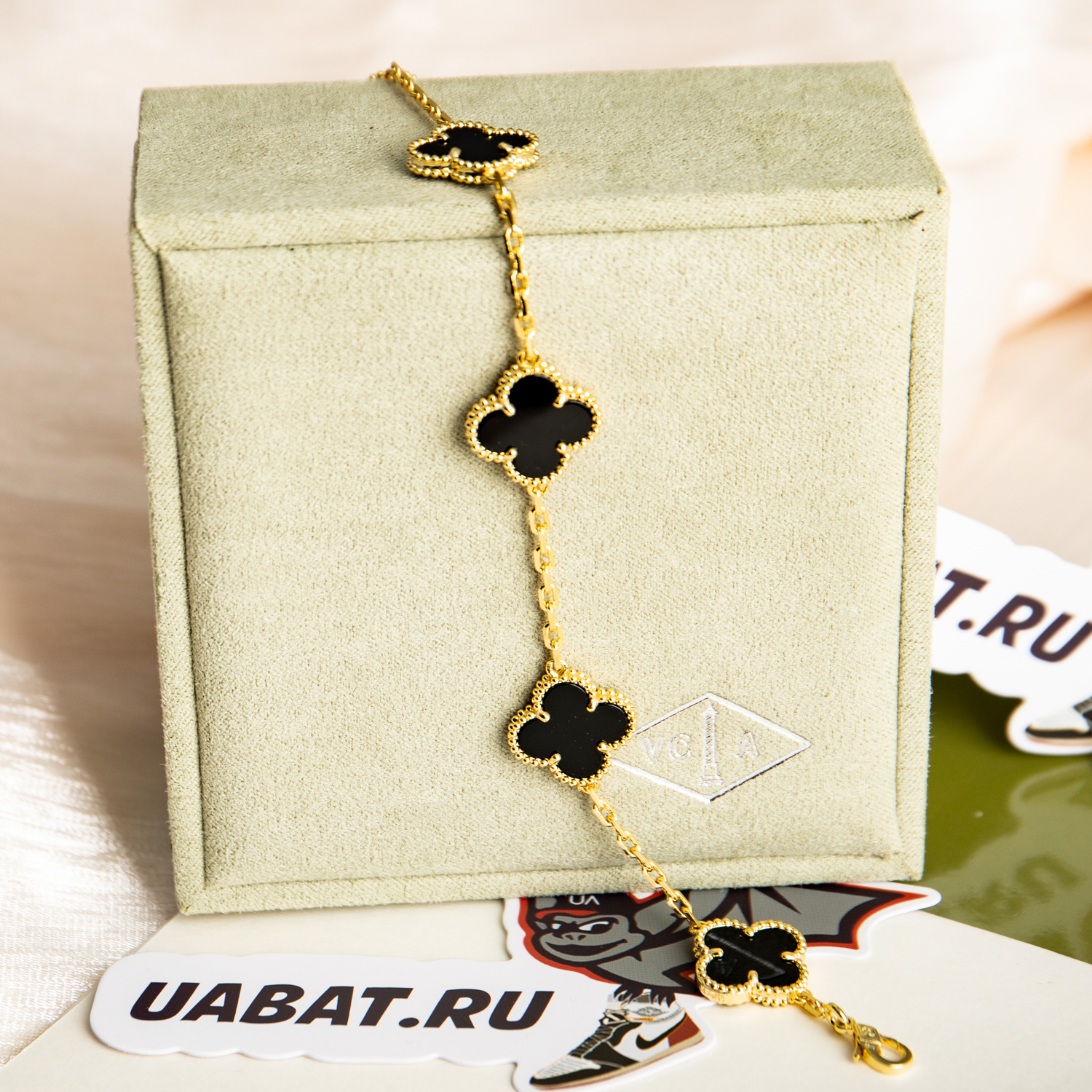 Vintage Alhambra bracelet 5 motifs