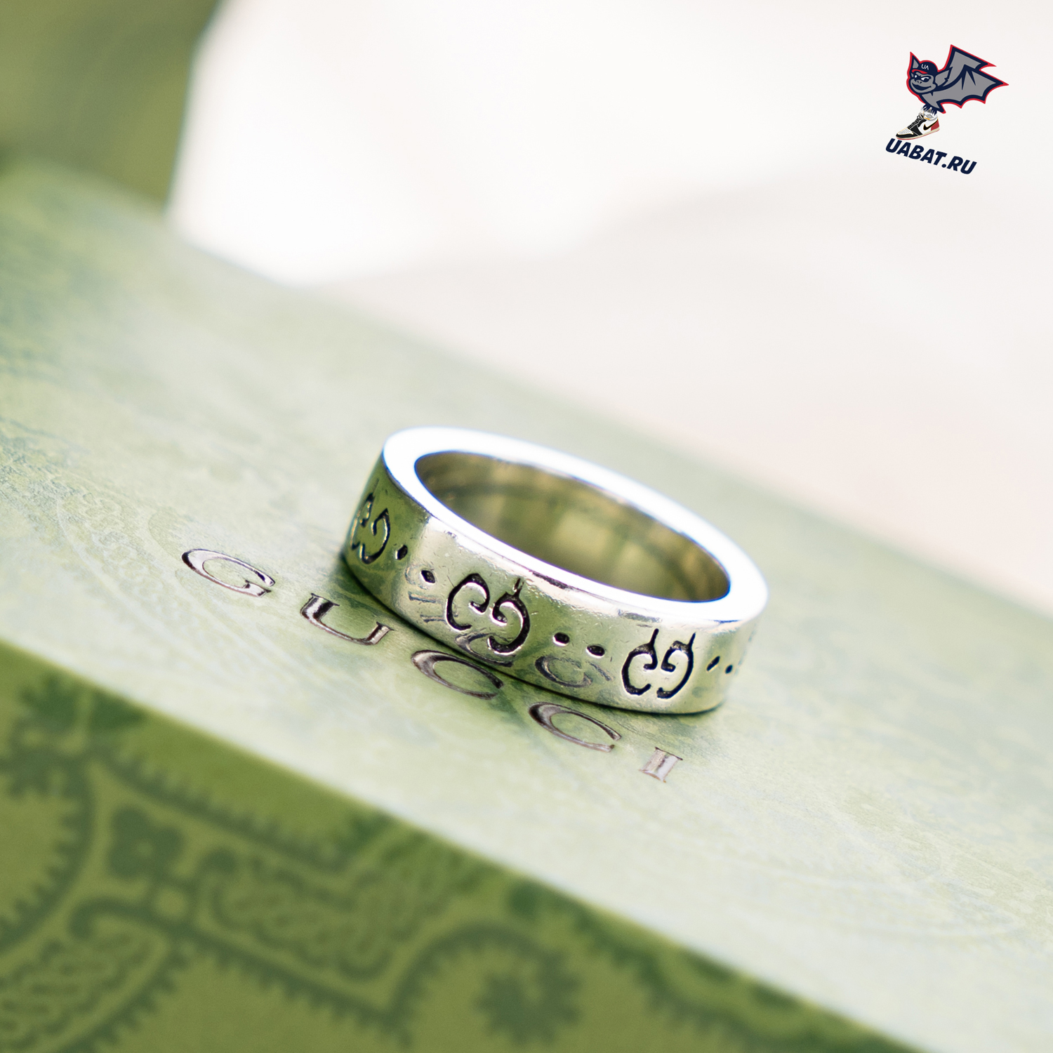 Gucci Ghost rings