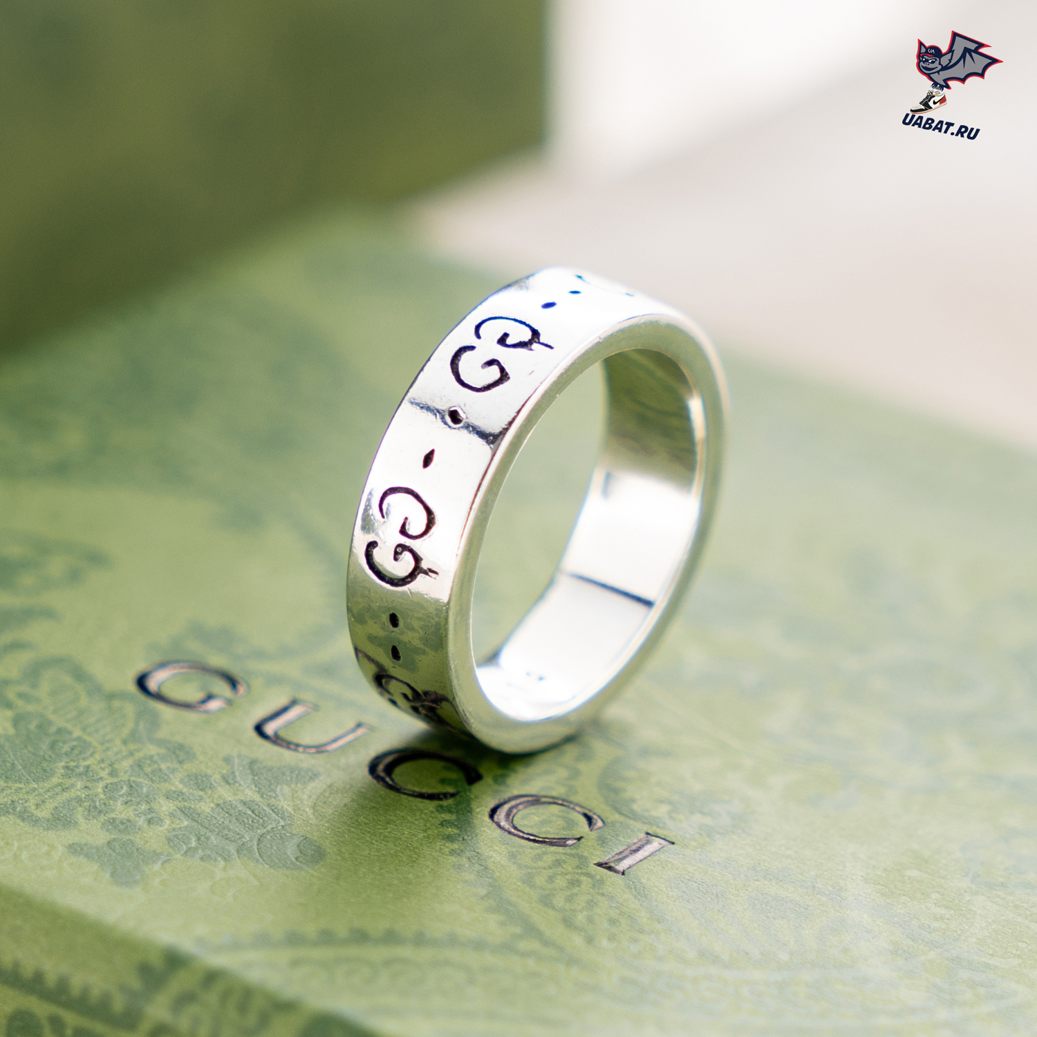 Gucci Ghost rings