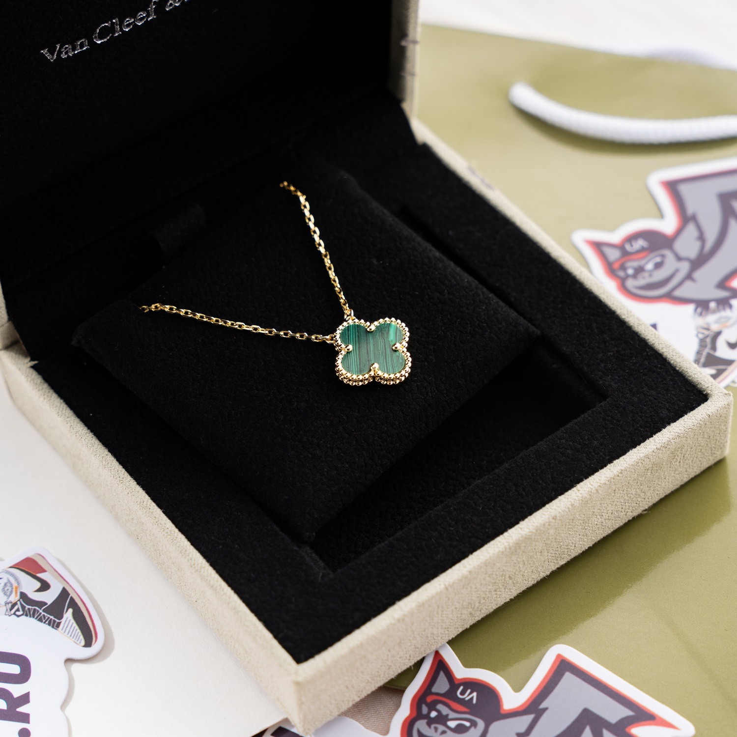 Van Cleef & Arpels Jewelry Necklaces DF605985