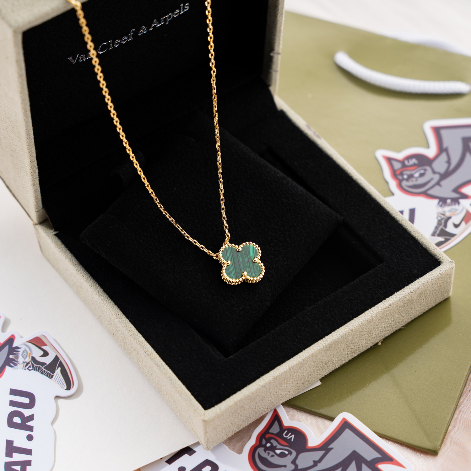 Van Cleef & Arpels Jewelry Necklaces DF605985