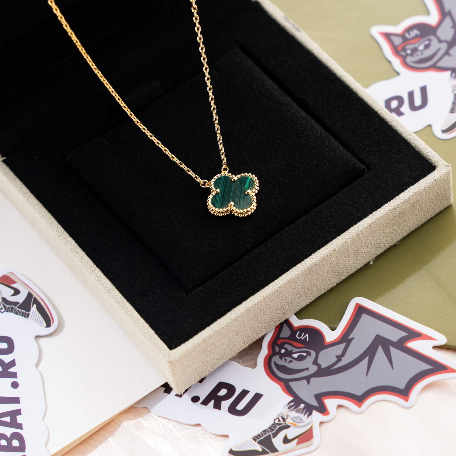 Van Cleef & Arpels Jewelry Necklaces DF605985