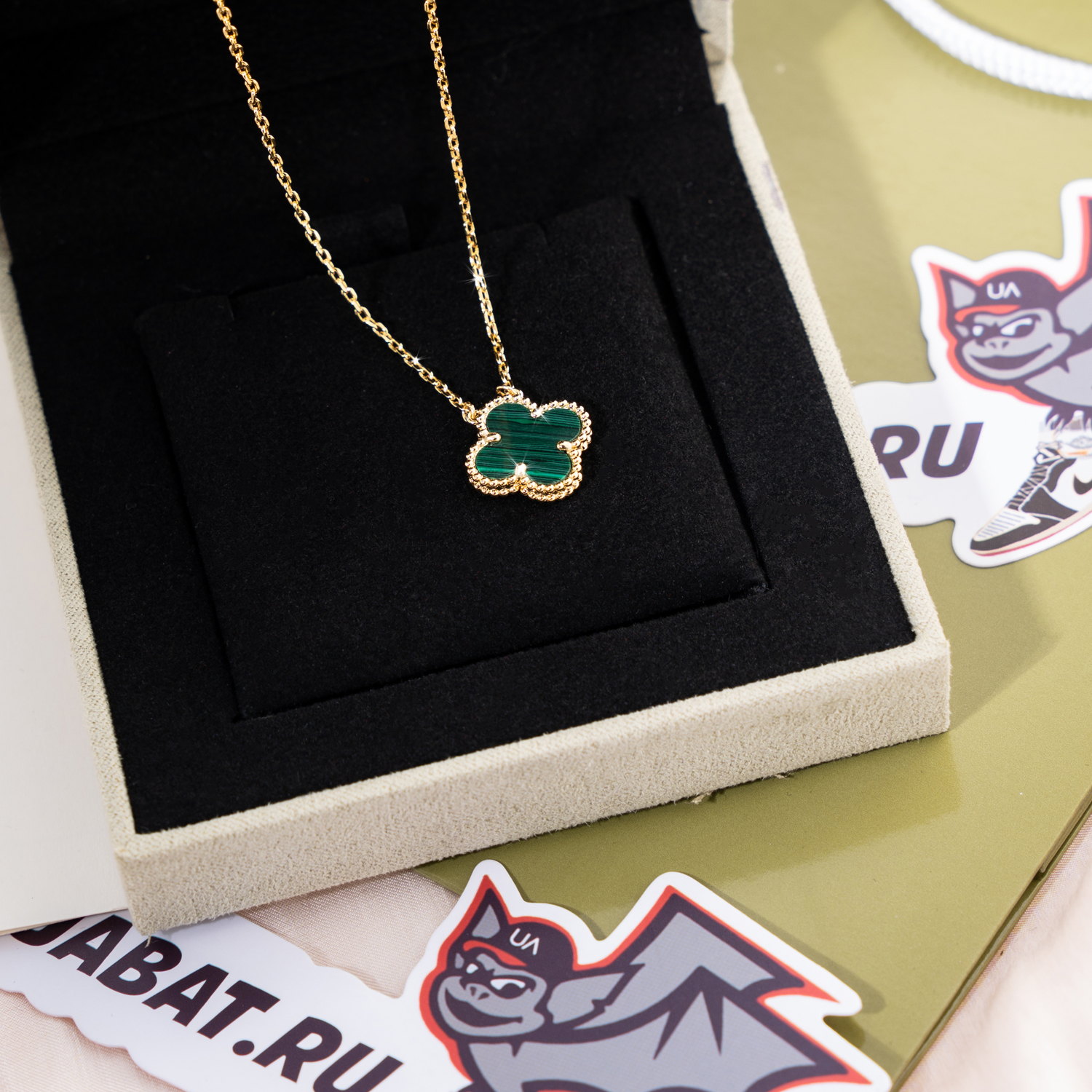 Van Cleef & Arpels Jewelry Necklaces DF605985
