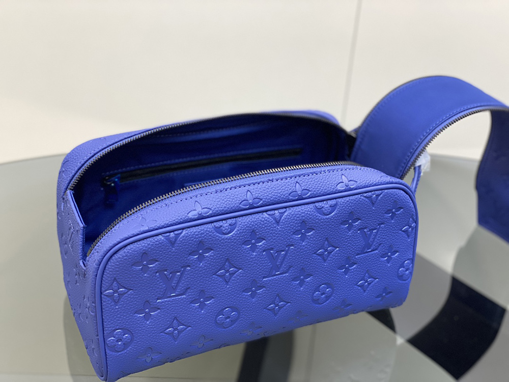 Louis Vuitton Dopp Kit Bags M59478 28*15*16.5cm