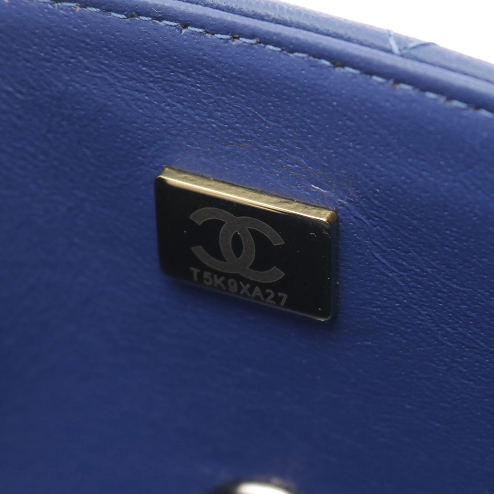 Chanel Matelasse Shoulder Bags 052057 13*19*6cm