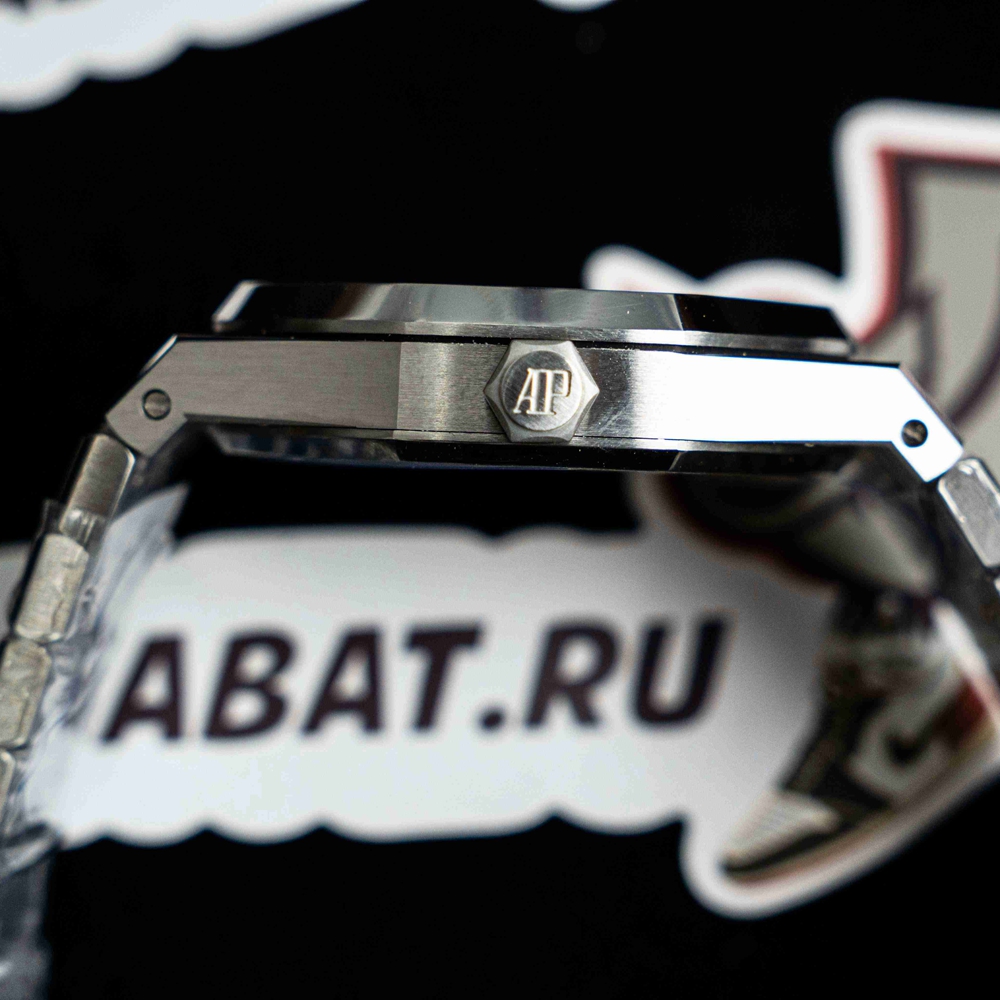Audemars Piguet - Royal Oak 41mm 15500 SS/SS White/Stk ZF V2 A4302