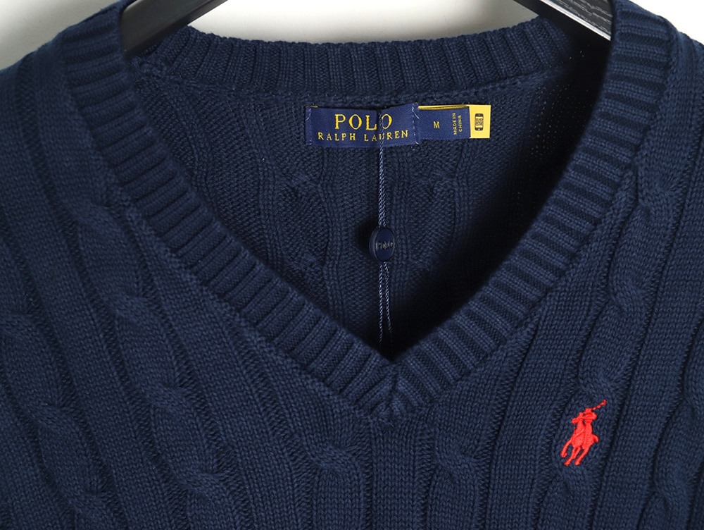 Ralph Lauren Classic Women's Cable Knit V-Neck Sweater