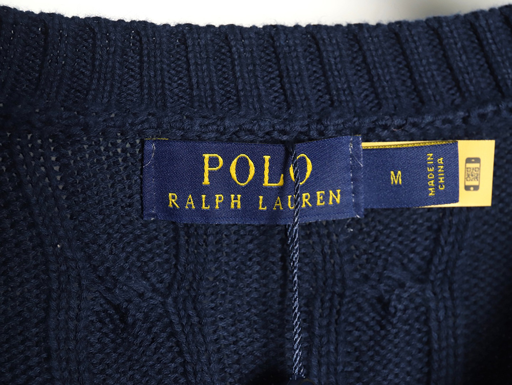 Ralph Lauren Classic Women''s Cable Knit V-Neck Sweater