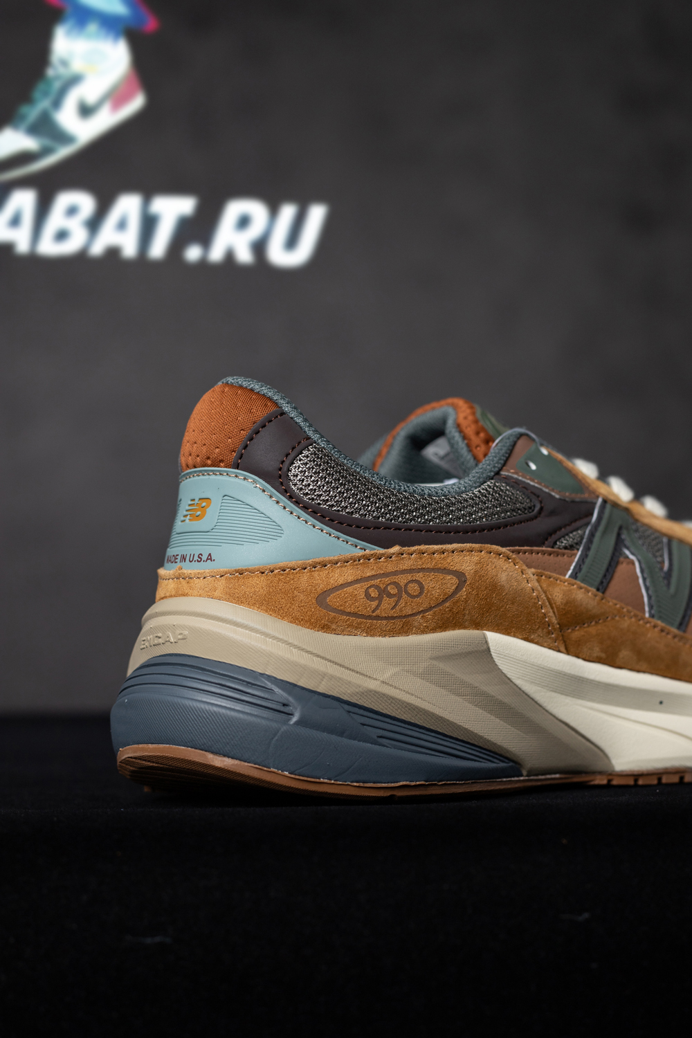 Carhartt WIP x 990v6 Made in USA 