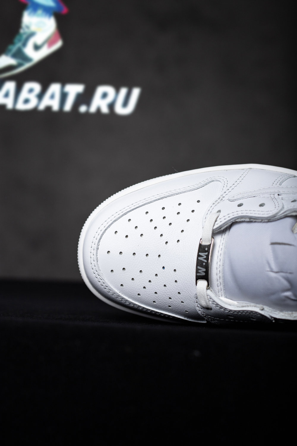 Custom Travis Scott x Air Jordan 1 Low“White Party”