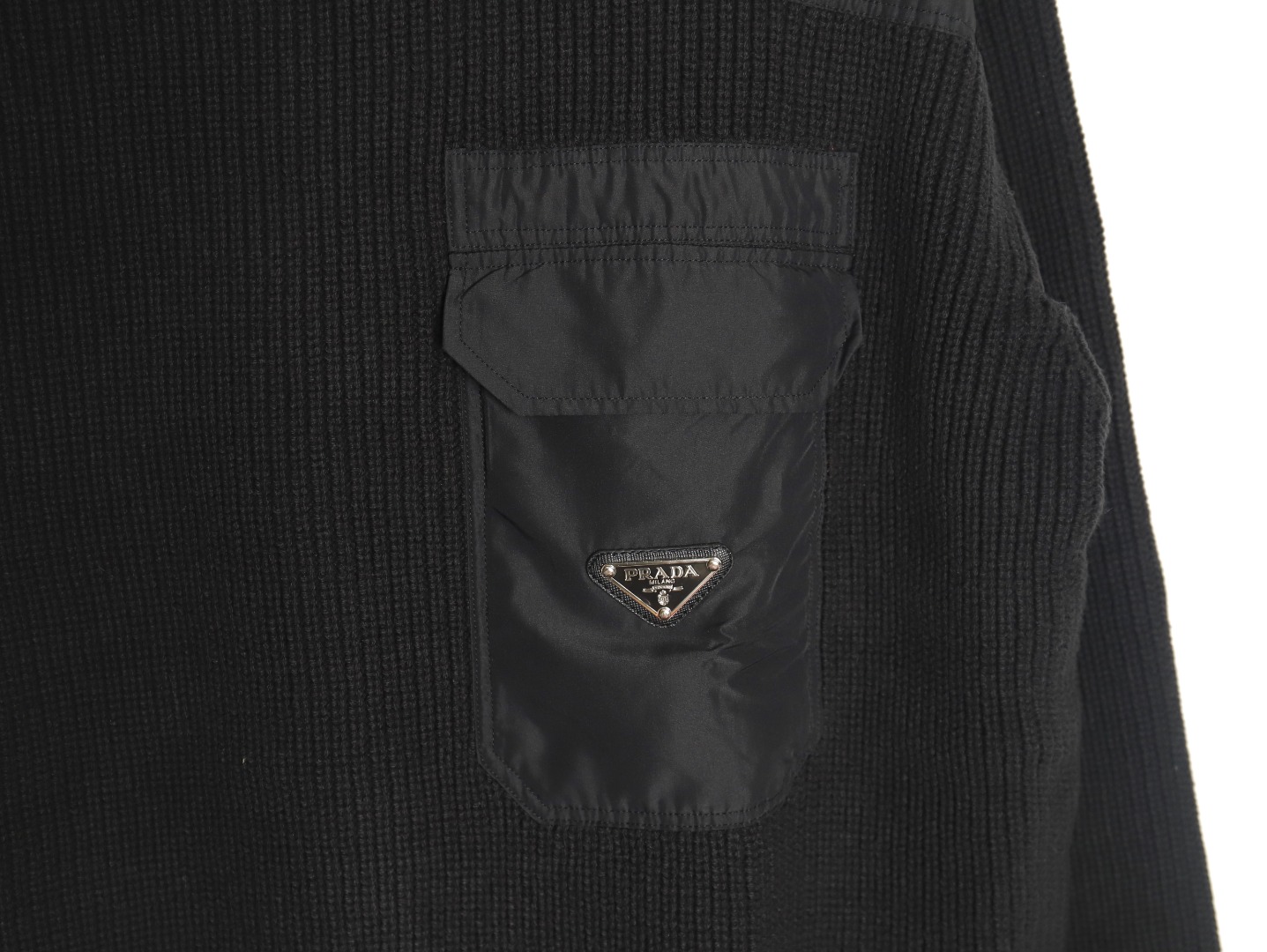 Prada triangle logo iron plate knitted pullover sweater
