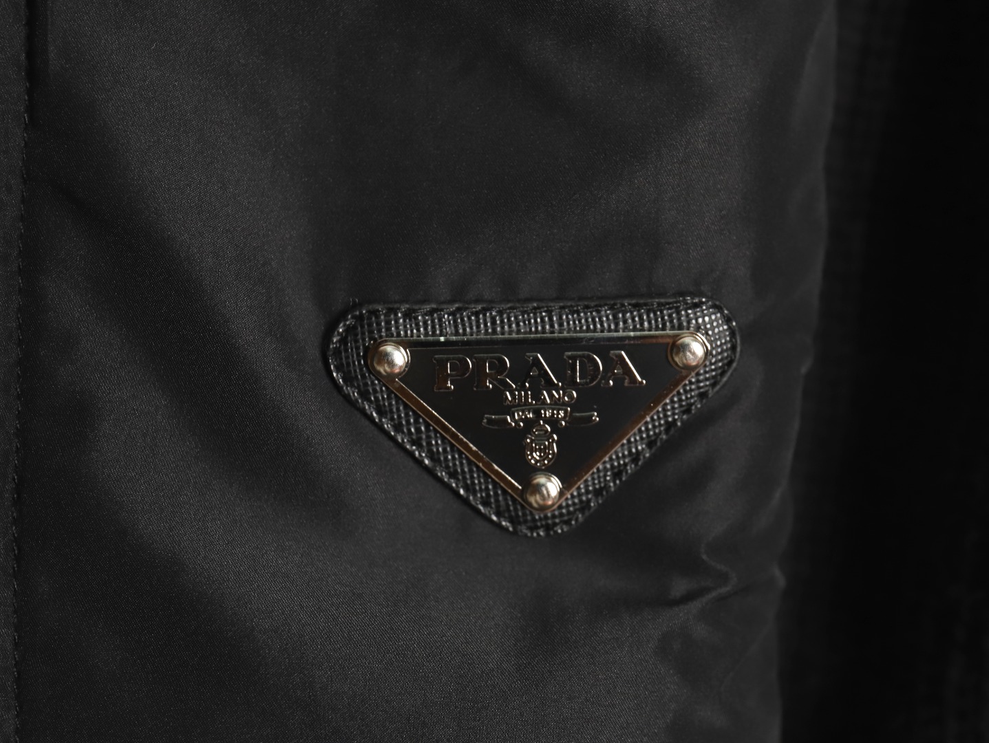 Prada triangle logo iron plate knitted pullover sweater