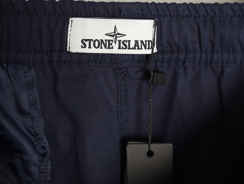 Stone Island Compass patch multi-pocket cargo trousers TSK2