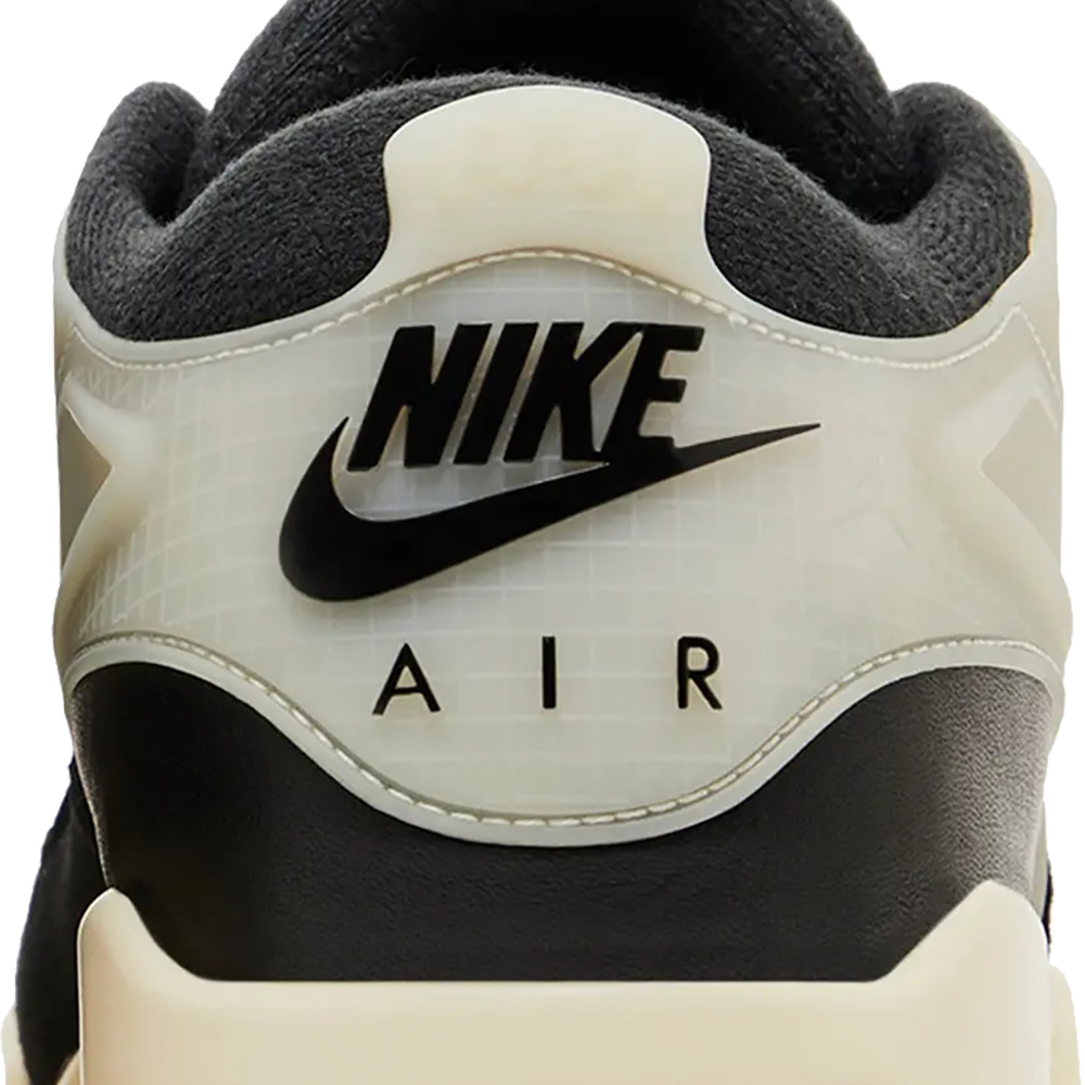 Air Jordan 4 RM 