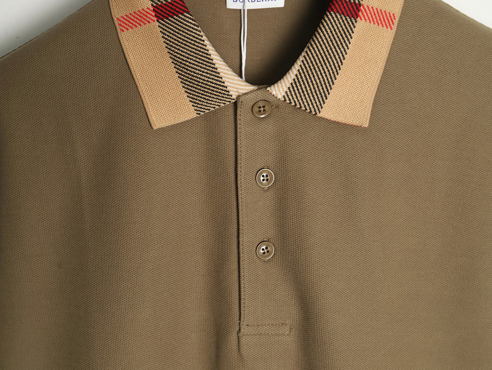 Burberry Classic Collar Check Short Sleeve Polo Shirt TKS1