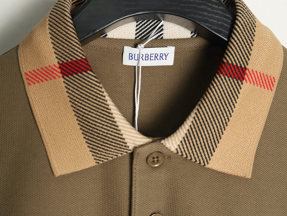 Burberry Classic Collar Check Short Sleeve Polo Shirt TKS1