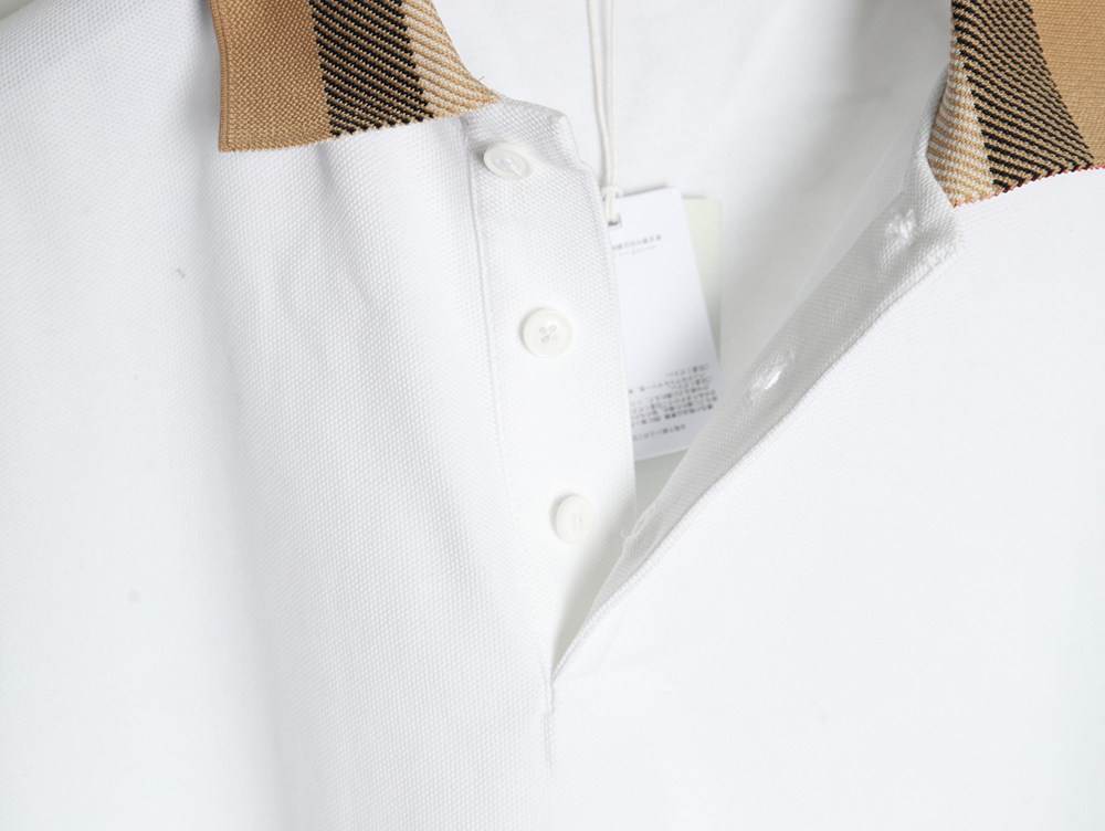 Burberry Classic Collar Check Short Sleeve Polo Shirt TSK2