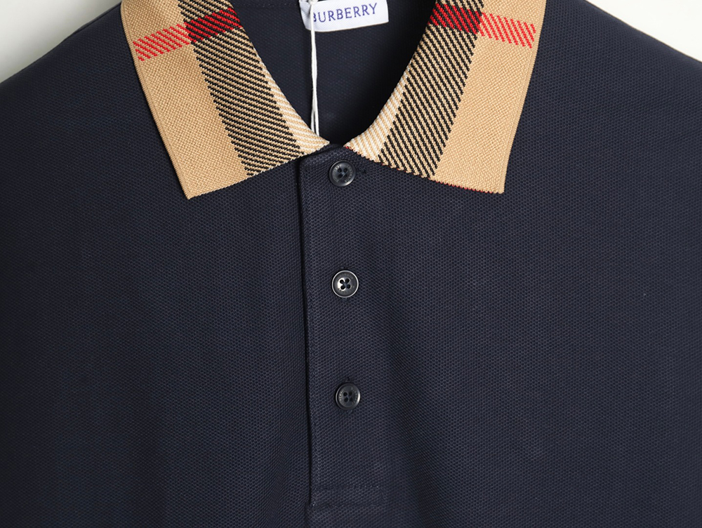 Burberry Classic Collar Check Short Sleeve Polo Shirt TSK3