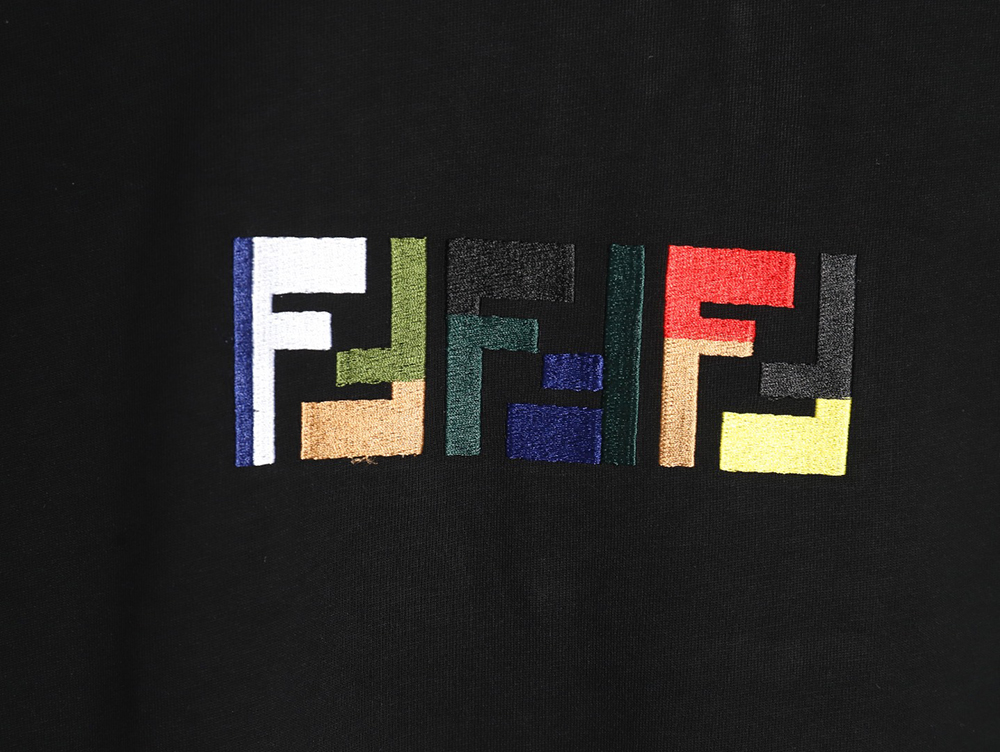 Fendi colorful embroidered ff letter pattern short-sleeved T-shirt TSK1
