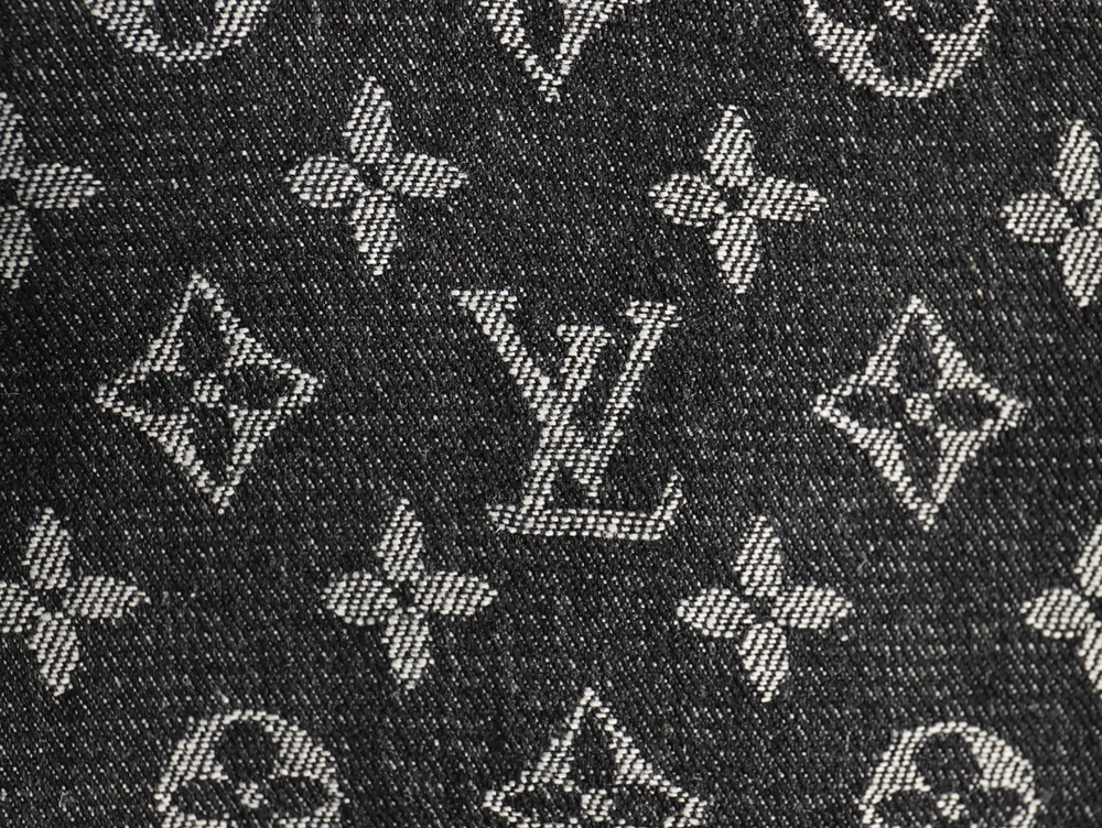 Louis Vuitton monogram stitching round neck long-sleeved T-shirt