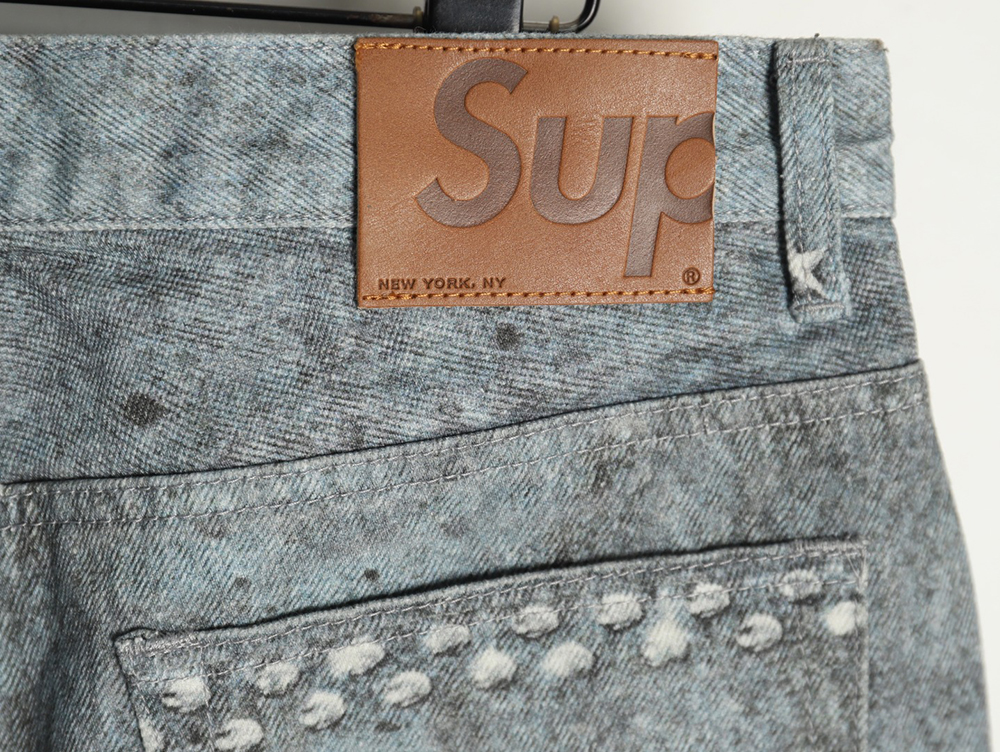 Supreme & HJR joint trompe l’oeil graffiti printed jeans