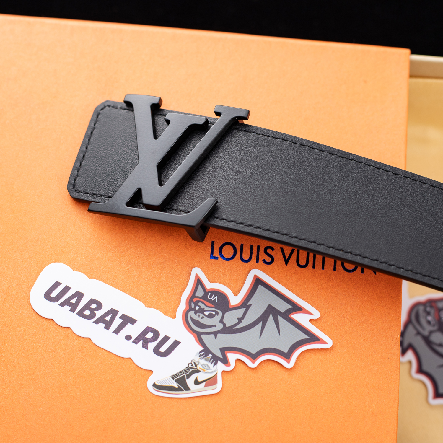 Louis Vuitton Belts M0424V 40mm
