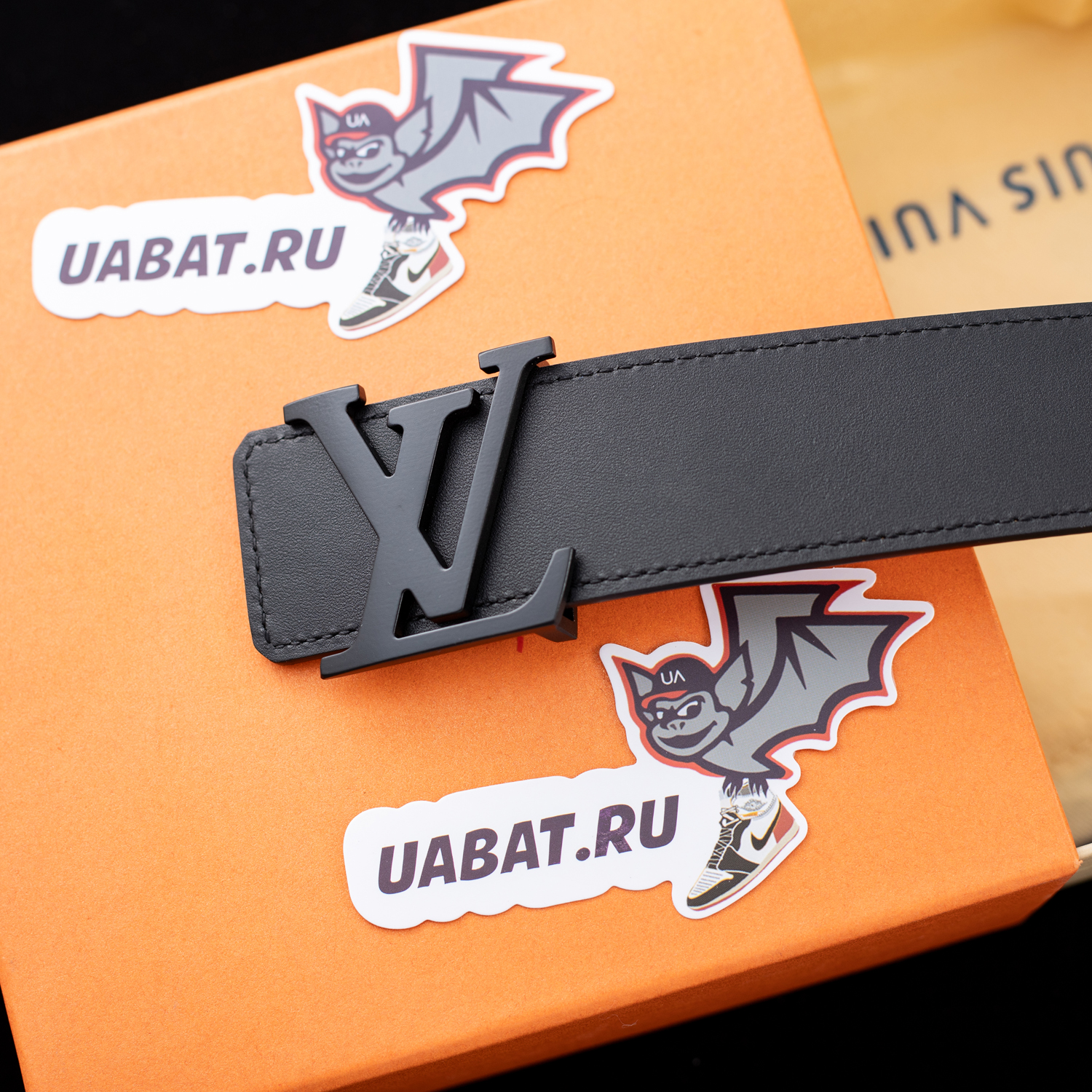 Louis Vuitton Belts M0424V 40mm
