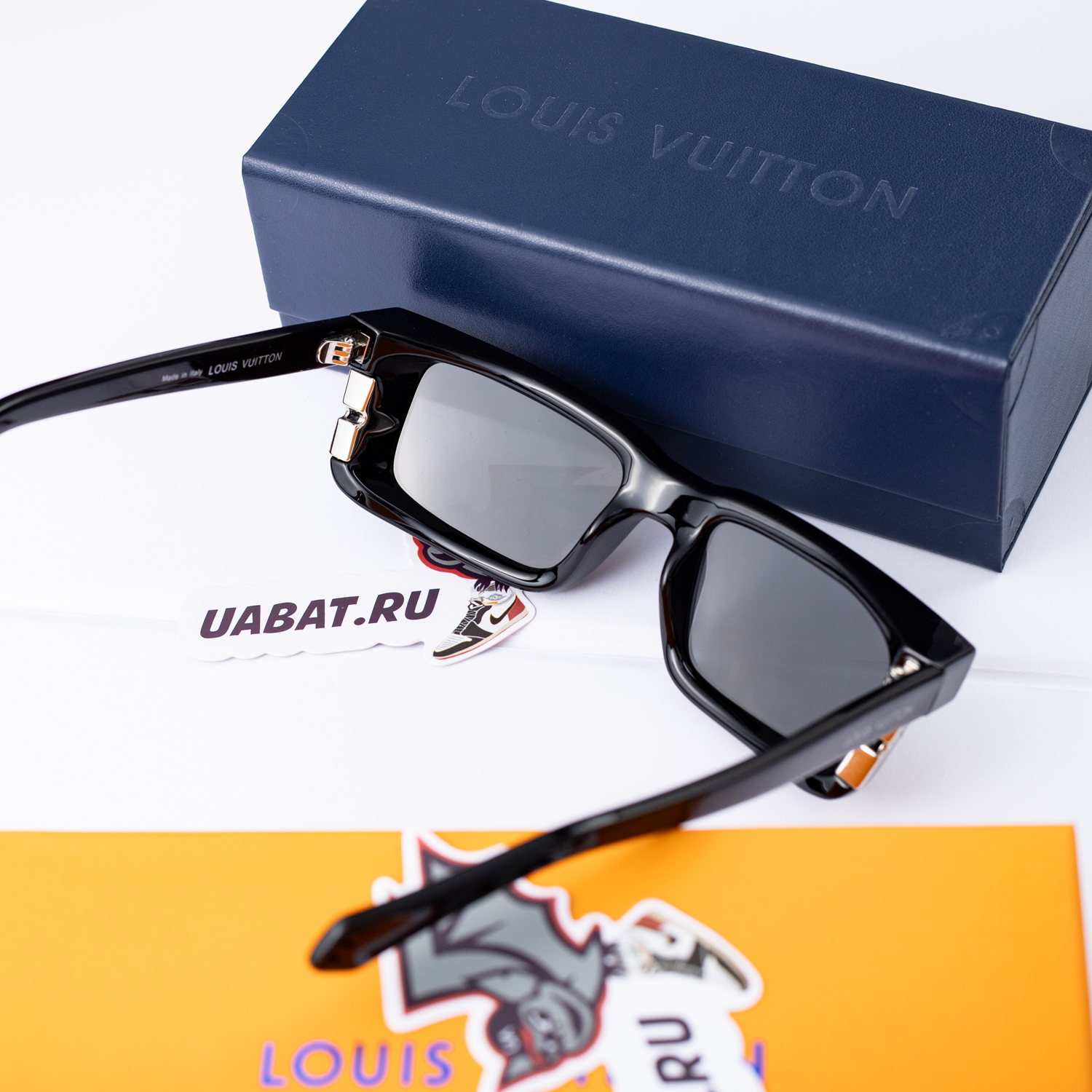 Louis Vuitton Venice Square Sunglasses Z2187U