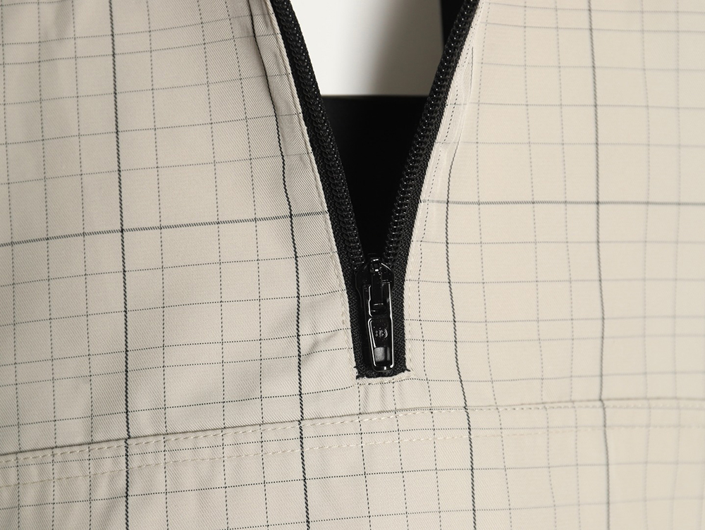 Balenciaga embroidered stand collar half-zip checked jacket
