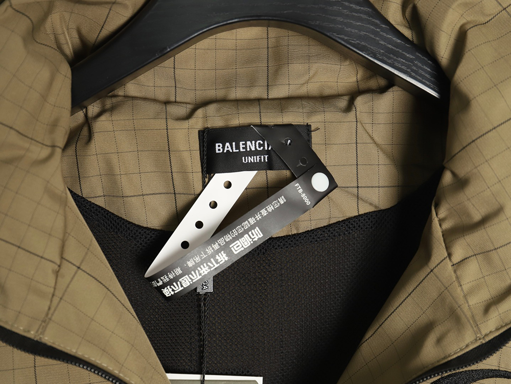 Balenciaga embroidered stand collar half-zip checked jacket TSK1