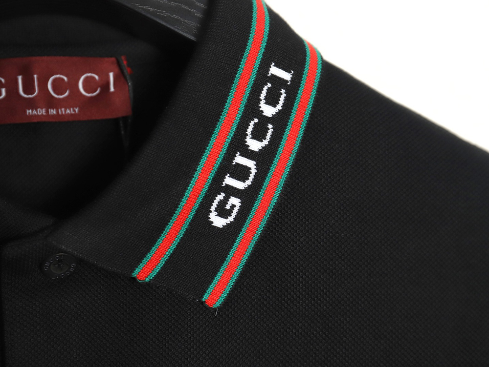 Gucci Neck Lettering Short Sleeve Polo Shirt TSK1