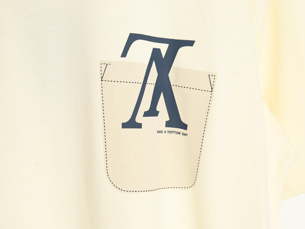 Louis Vuitton fake pocket letter printed short sleeves