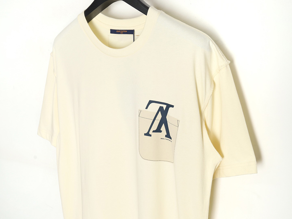 Louis Vuitton fake pocket letter printed short sleeves