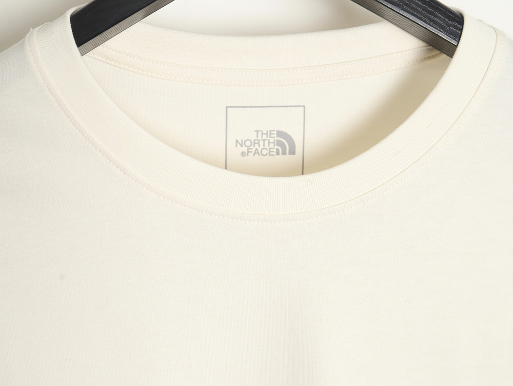 The North face heart print short-sleeved T-shirt