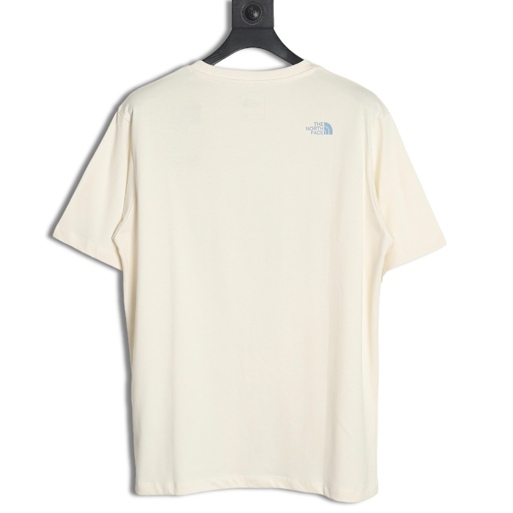 The North face heart print short-sleeved T-shirt